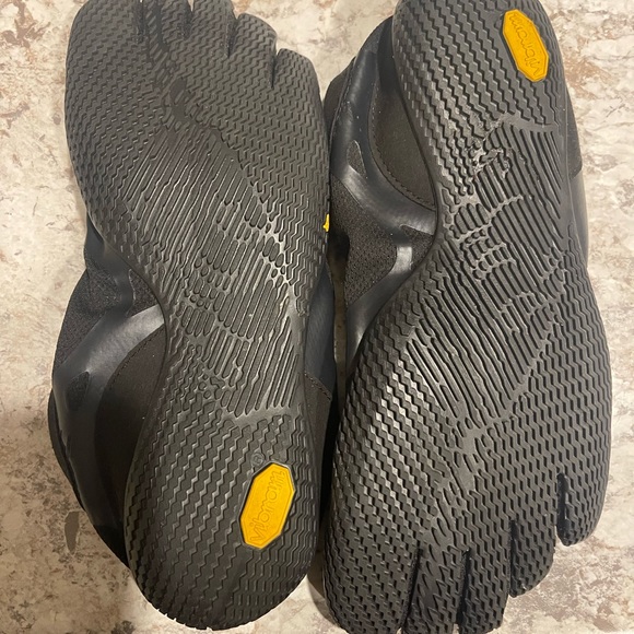 Flat vibram slipper - Picture 5 of 5